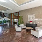 La Torre De La Roca Torremolinos