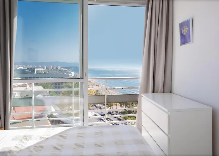 La Torre De La Roca Torremolinos